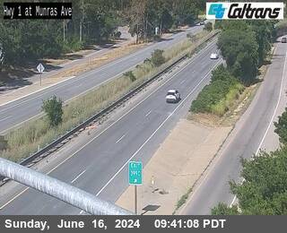 Traffic Camera Image from SR-1 at SR-1 : East of Munras Ave