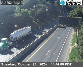 Traffic Camera Image from US-101 at US-101 : Mallory Canyon Rd