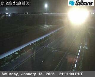 Traffic Camera Image from US-101 at US-101 : South of Sala Road