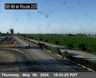 Timelapse image near KER-99-AT ROUTE 223, Bakersfield 0 minutes ago